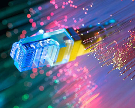 Internet cáp quang là gì? Ưu điểm so với Internet cáp đồng