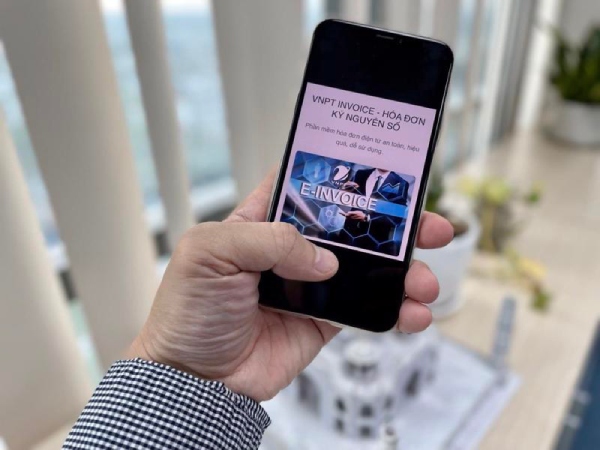 Liên hệ hotline của VNPT để được hỗ trợ