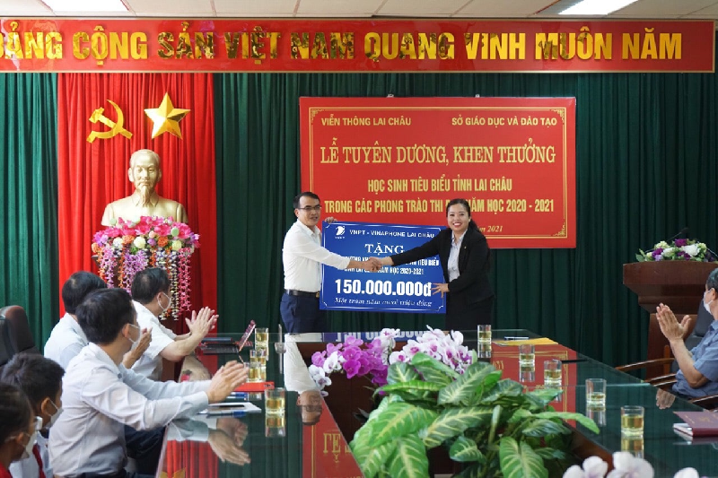 VNPT tiếp tục tài trợ cho Sở GD & ĐT tỉnh Lai Châu