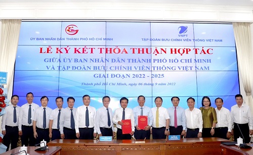 UBND TP.HCM tiếp tục kết hợp tác với VNPT về chuyển đổi số giai đoạn 2022-2025