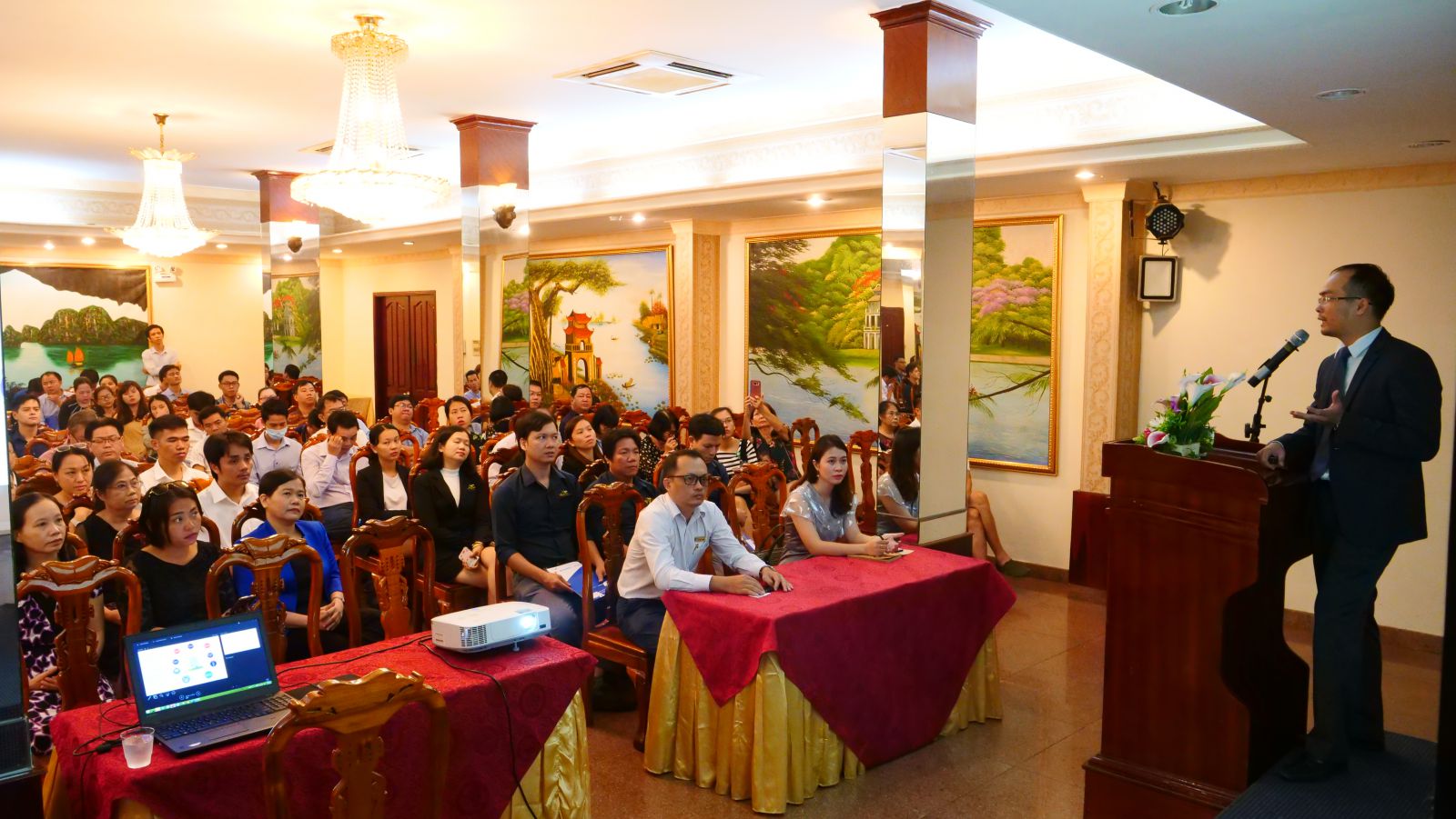 Phòng khám đa khoa không giấy: Xu hướng tiên phong trong lĩnh vực y tế