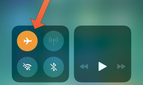 Bật và tắt chế độ máy bay