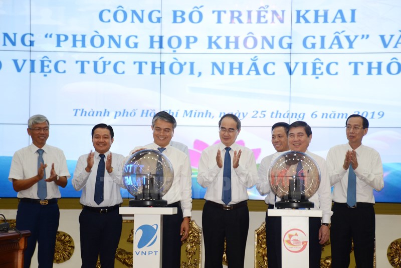 Nhiều tỉnh, thành phố triển khai ứng dụng VNPT e-Cabinet