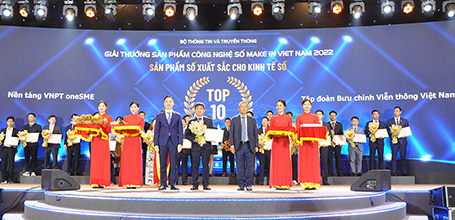 oneSME- nền tảng thúc đẩy chuyển đối số doanh nghiệp vừa và nhỏ của VNPT được vinh danh tại Giải thưởng Sản phẩm công nghệ số Make in Viet Nam năm 2022