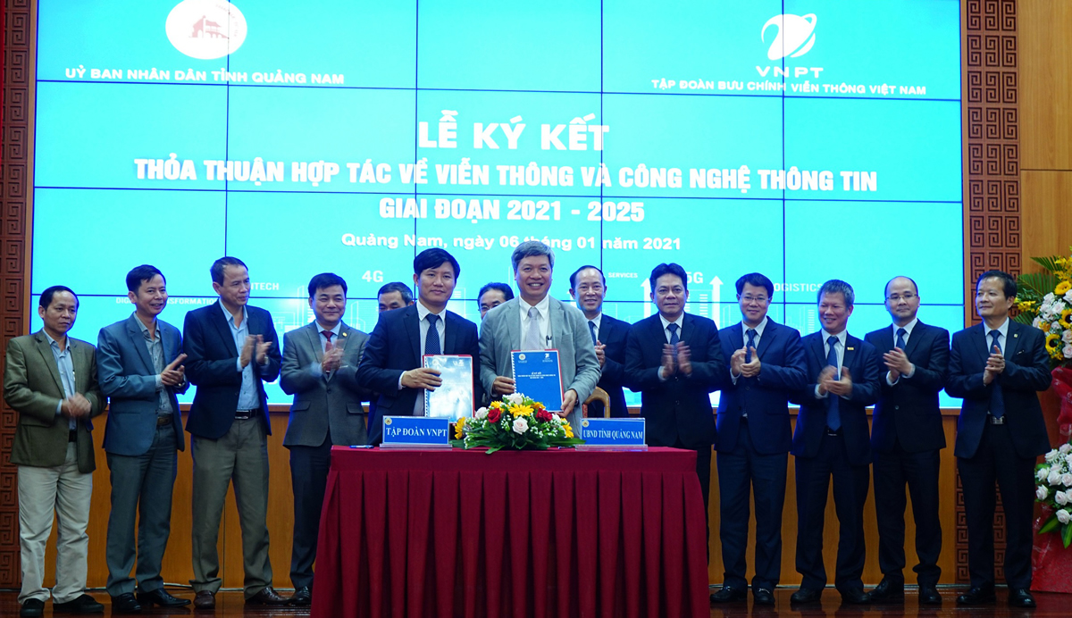 Đẩy mạnh hợp tác để "bắt kịp" nền công nghệ số