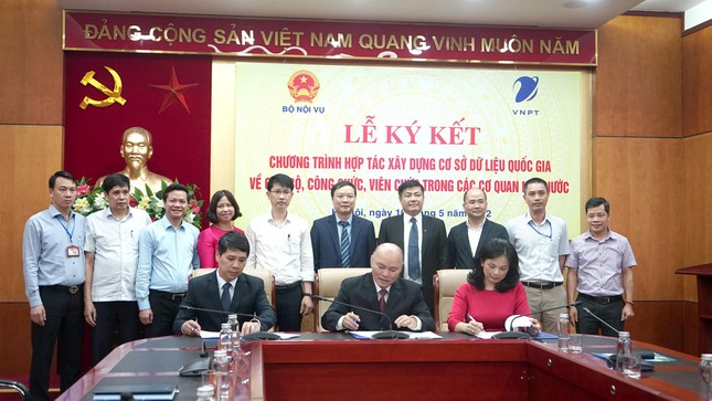 VNPT được chọn để xây dựng hệ thống cơ sở dữ liệu quốc gia về cán bộ, công chức, viên chức