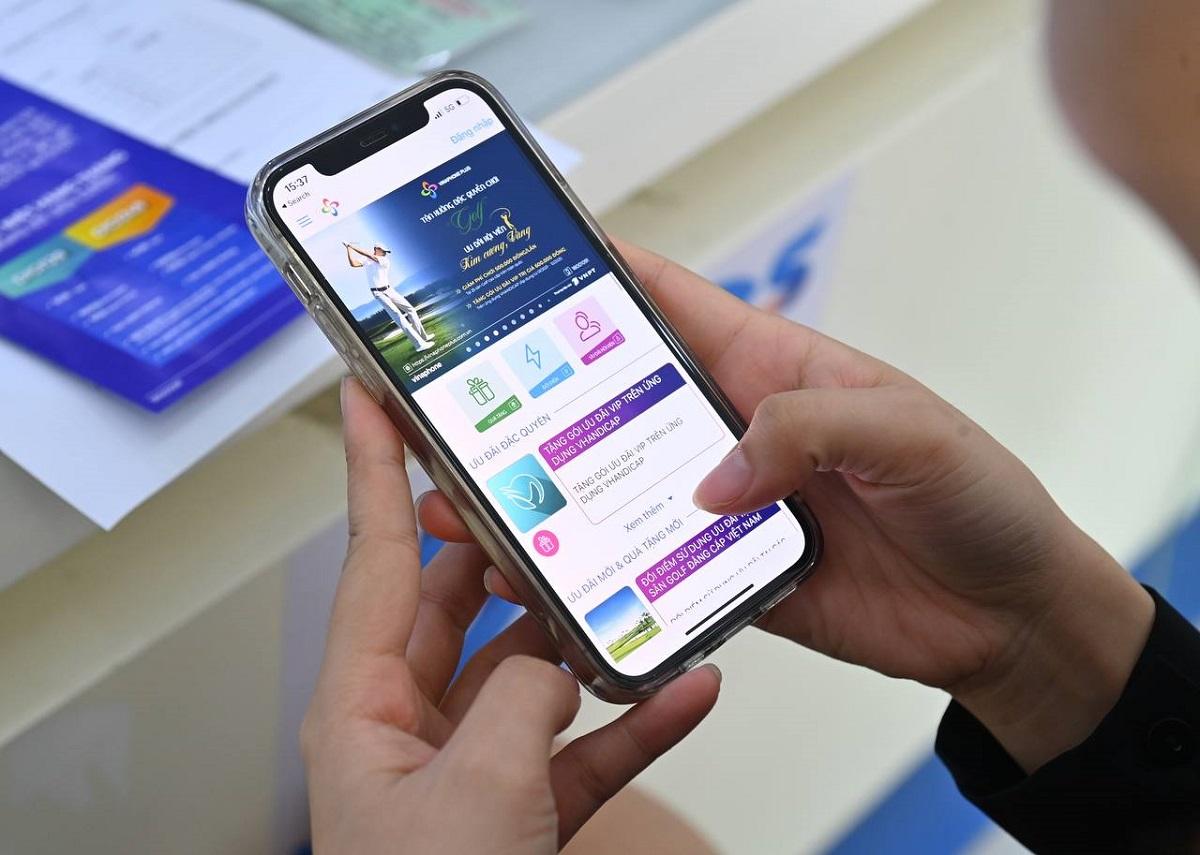 VinaPhone tri ân khách hàng gắn bó lâu năm nhân kỷ niệm sinh nhật 25 tuổi!