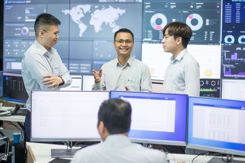 VNPT and VinaPhone are in the Top 10 Best Workplaces in IT industry in 2022