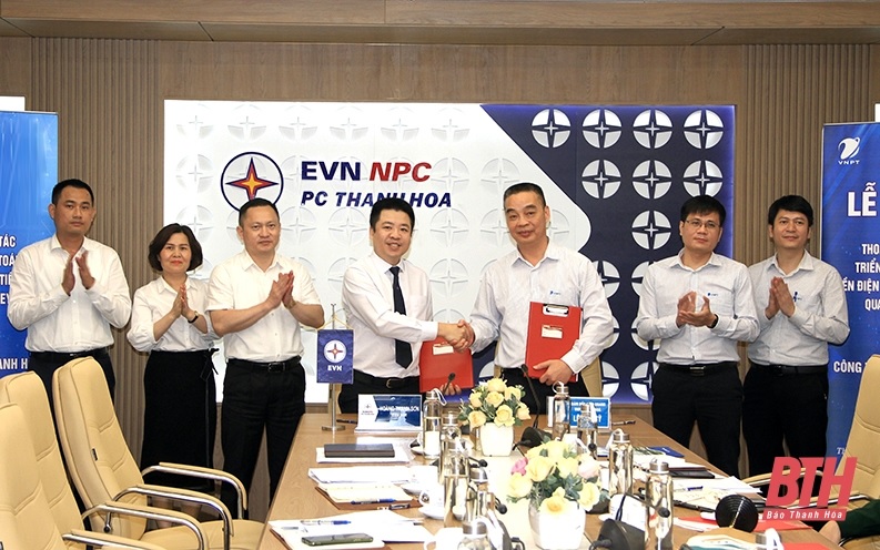 VNPT ký kết với Điện lực Thanh Hóa dùng dịch vụ VNPT Money