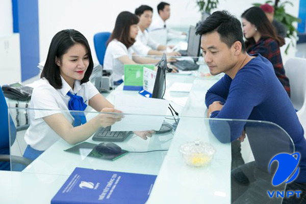 Tới trực tiếp điểm giao dịch để được hỗ trợ đăng ký một cách nhanh nhất