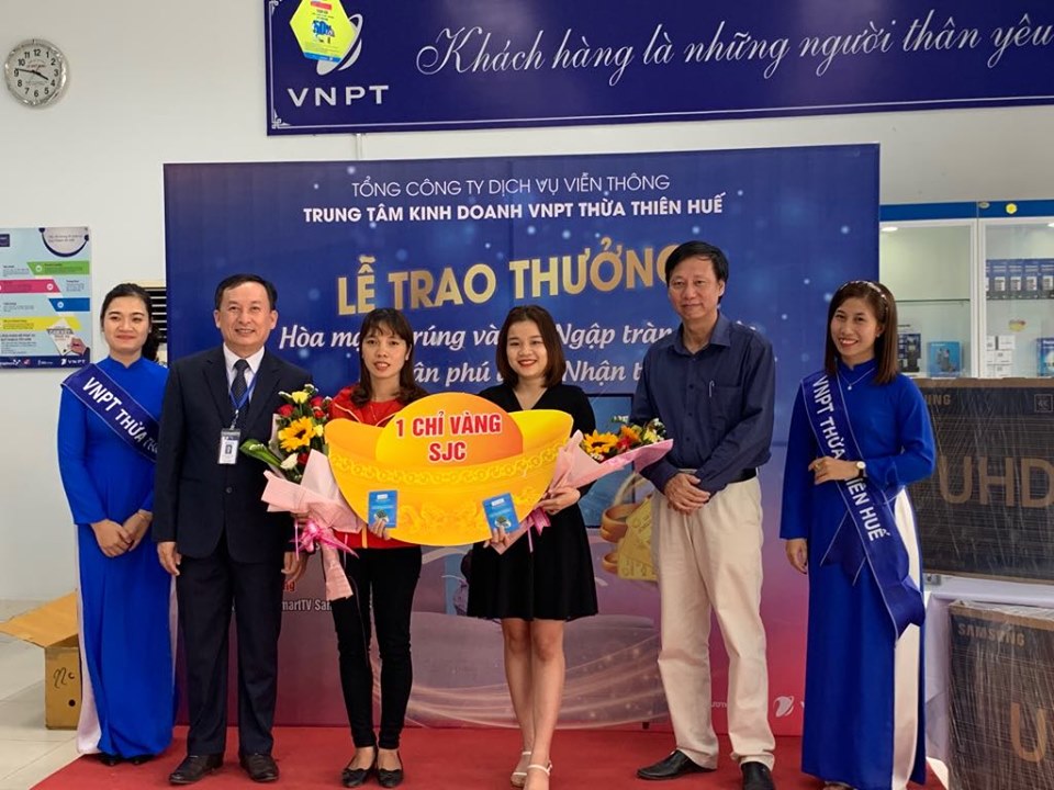 KH tr&uacute;ng giải Nh&igrave;