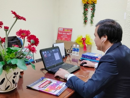 VNPT hỗ trợ Trường ĐH Cửu Long thiết lập đường mạng phục vụ dạy và học trực tuyến