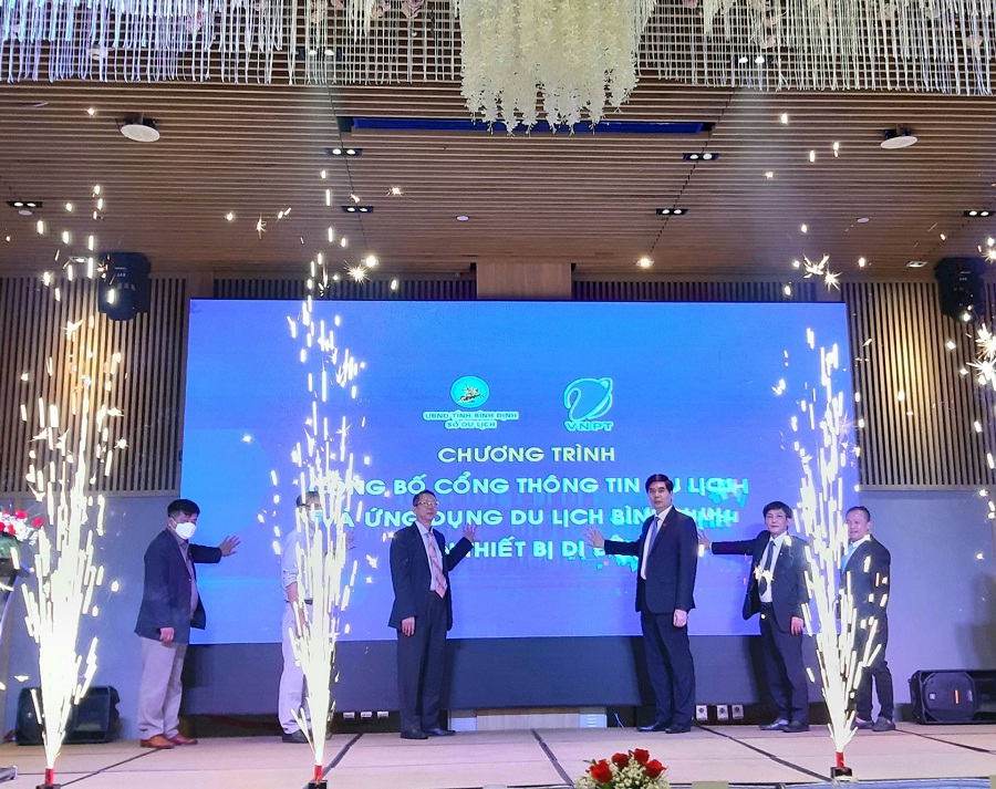 Ra mắt Cổng thông tin - Ứng dụng du lịch Bình Định