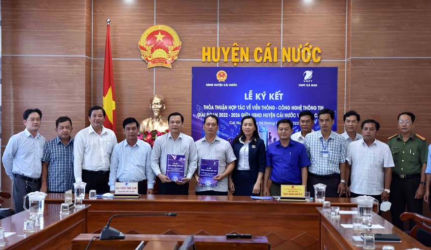 VNPT ký kết hợp tác Viễn thông - Công nghệ thông tin với UBND huyện Cái Nước