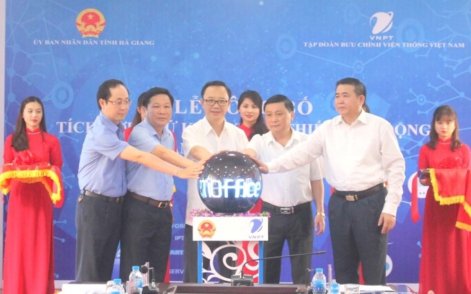 Hà Giang tích hợp chữ ký số trên thiết bị di động vào phần mềm VNPT-iOffice V4.0