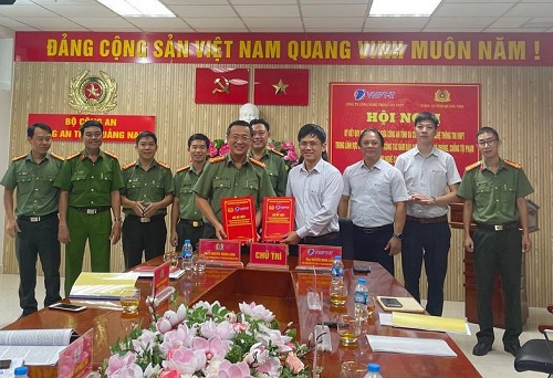 Công ty Công nghệ thông tin VNPT và Công an tỉnh Quảng Nam ký kết quy chế phối hợp