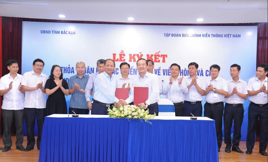 VNPT phát triển Chính phủ điện tử, đô thị thông minh, chuyển đổi số cho tỉnh Bắc Kạn