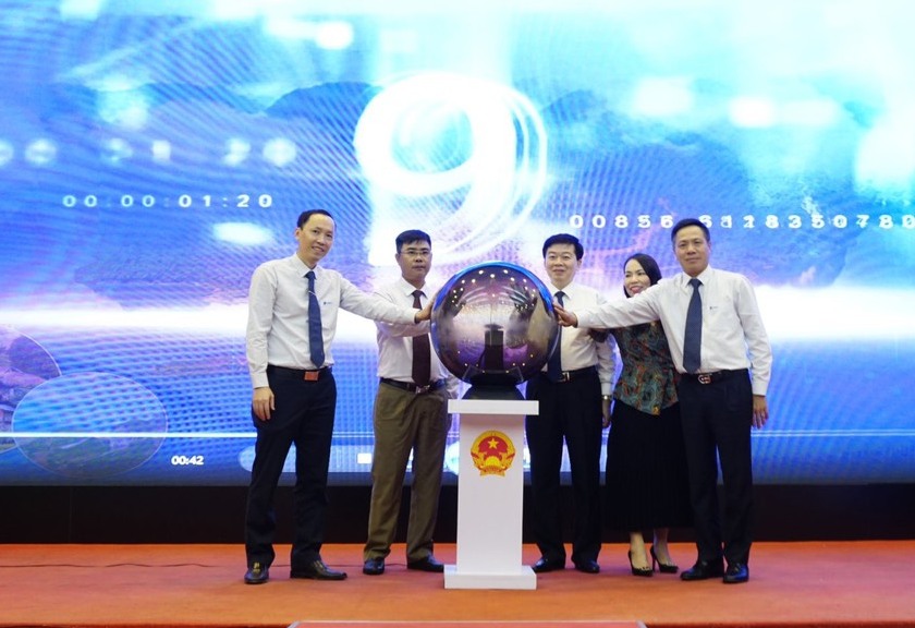 Khai trương cổng Du lịch thông minh Hòa Bình