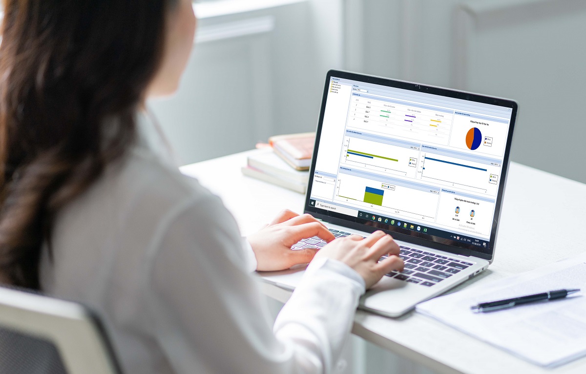 Electronic school records - a comprehensive digitization solution for Education