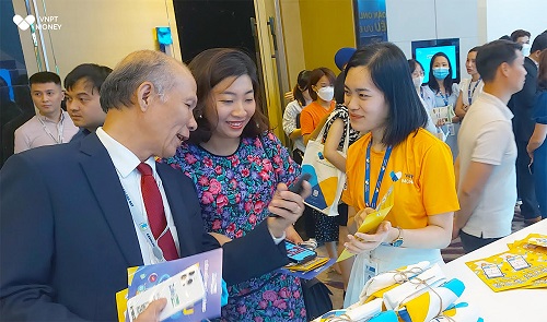 VNPT Money đồng hành cùng chiến lược thanh toán không dùng tiền mặt quốc gia