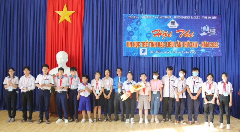 VNPT Bac Lieu accompanies the 24th Bac Lieu Young Informatics Contest