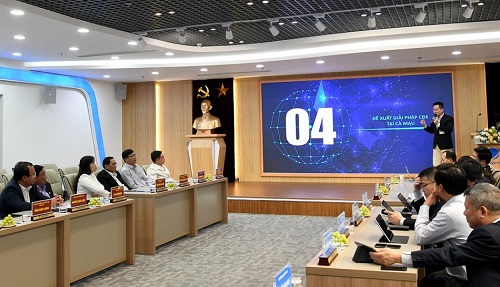 VNPT tiếp tục hợp tác triển khai chuyển đổi số tại Cà Mau