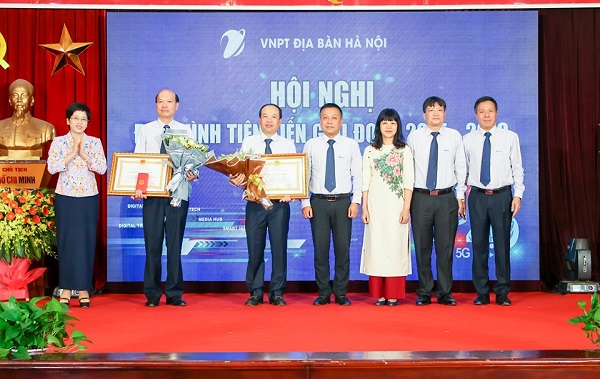VNPT địa bàn Hà Nội: Tôn vinh 48 tập thể, 65 cá nhân điển hình tiên tiến