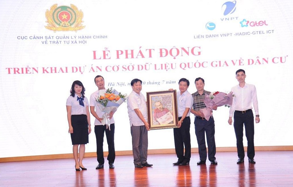 Xây dựng Cơ sở dữ liệu quốc gia dân cư, VNPT khẳng định vai trò trong Chuyển đổi Số quốc gia