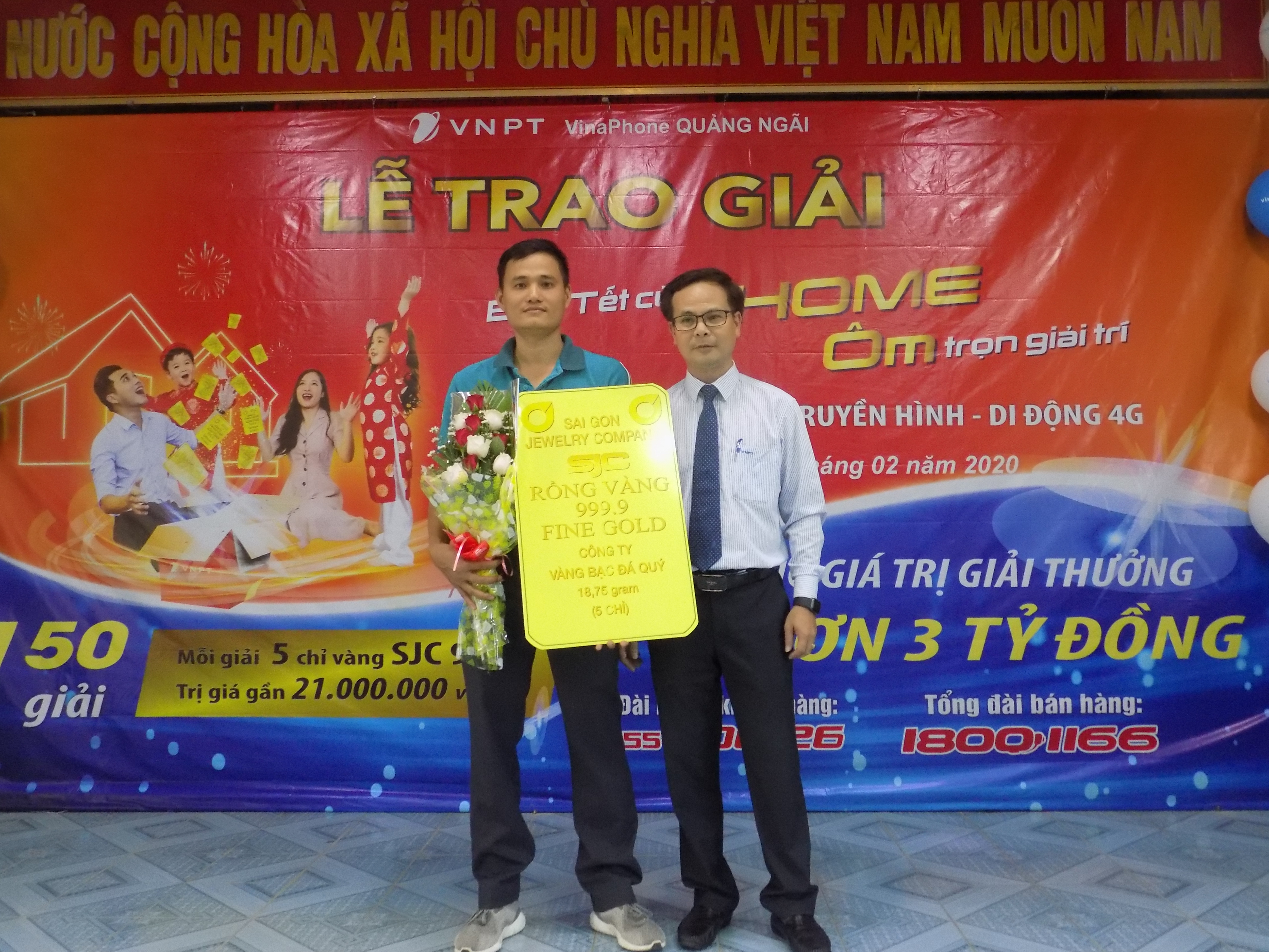 VNPT VINAPHONE – QUẢNG NGÃI TRAO THƯỞNG  CHƯƠNG TRÌNH “ĐÓN TẾT CÙNG HOME – ÔM TRỌN GIẢI TRÍ” 
