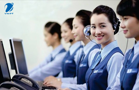 Nhân viên tổng đài VNPT