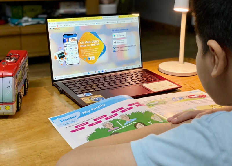 VNPT kịp thời phủ sóng phục vụ chương trình "sóng và máy tính cho em" tại Hà Nội