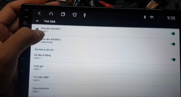 Điều chỉnh cài đặt SIM trên màn hình ô tô 