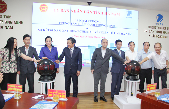 Khai trương Trung tâm điều hành thông minh tỉnh Hà Nam