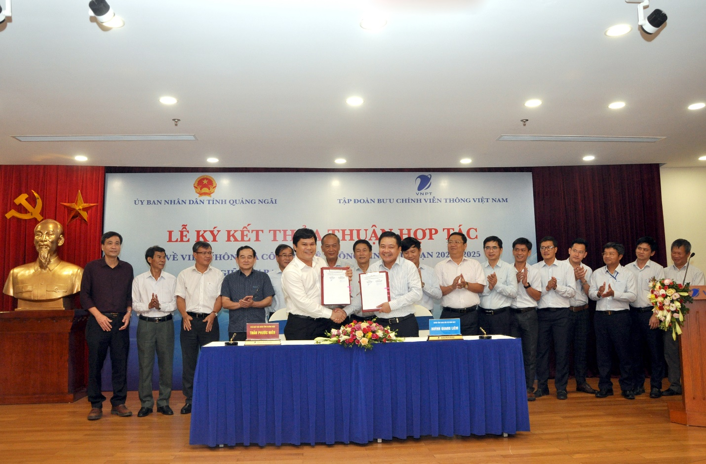 Xây dựng Chính quyền điện tử: Quảng Ngãi tiếp tục hợp tác cùng VNPT