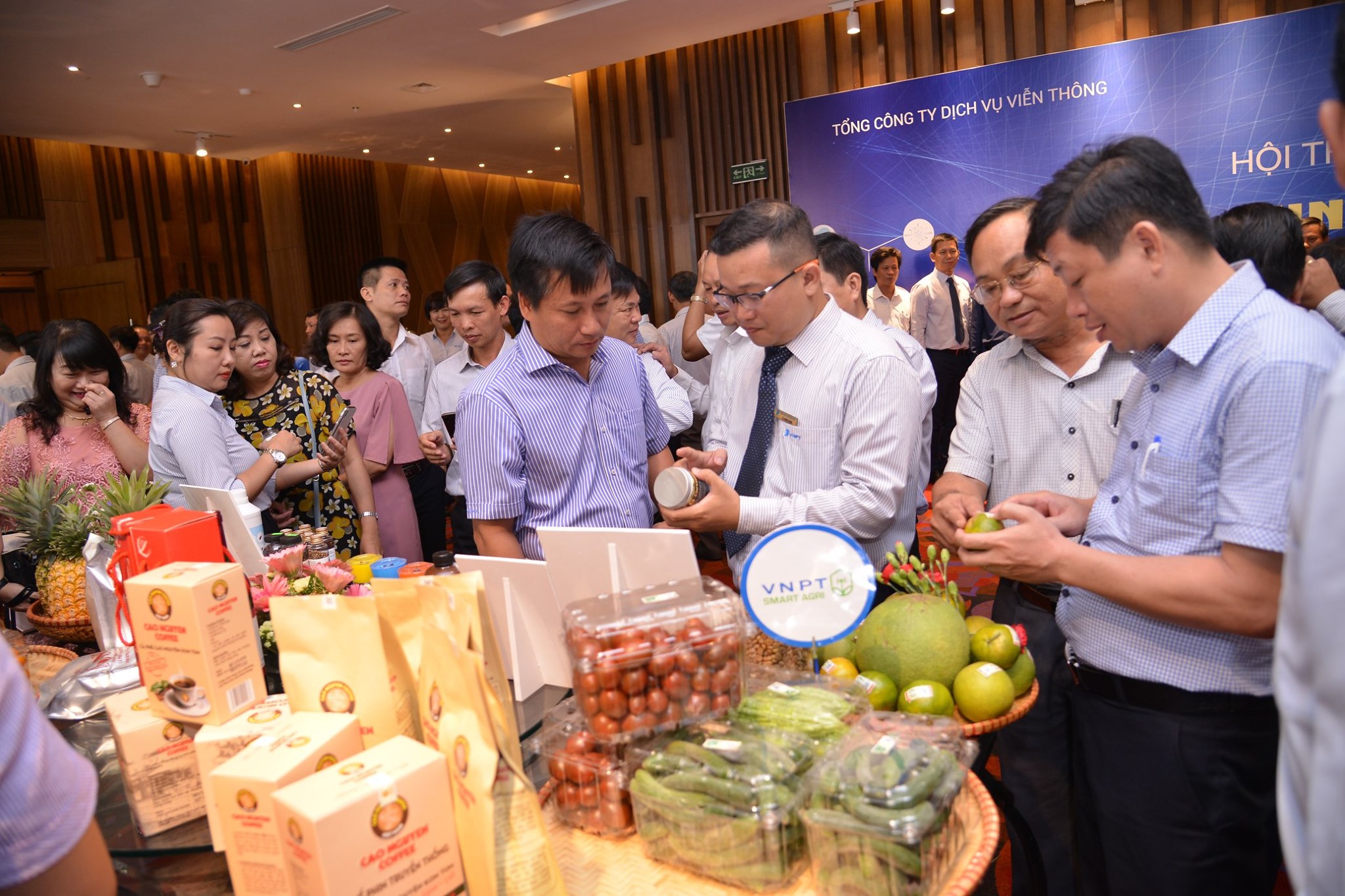 VNPT giới thiệu giải pháp CNTT trong kỷ nguyên số tới khách hàng miền Trung