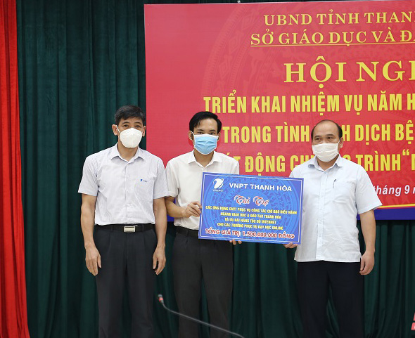 VNPT tài trợ 1,5 tỷ đồng cho ngành Giáo dục tỉnh Thanh Hóa