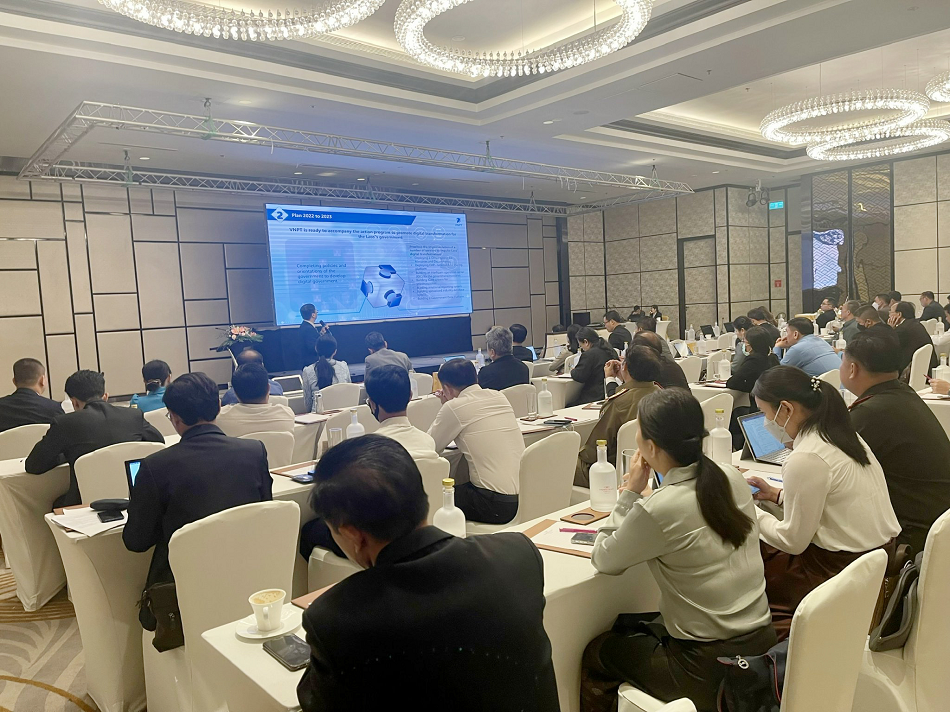VNPT Group accompanies Government of Laos in Digital Transformation