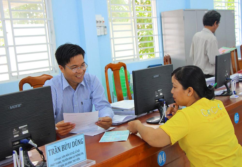 Long Xuyen: 100% of administrative agencies use VNPT - iOffice