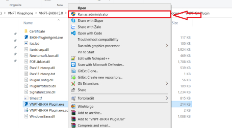 Chọn Run as administrator