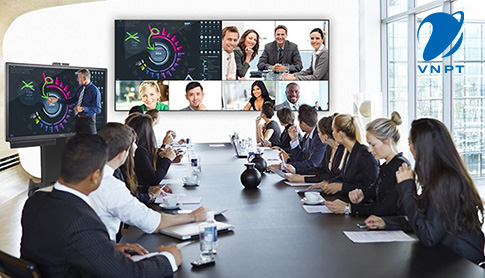 Họp truyền hình trực tuyến vượt qua vấn đề khoảng cách