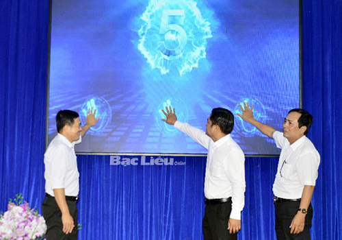 Khai trương trung tâm Điều hành giáo dục huyện Hòa Bình (Bạc Liêu)