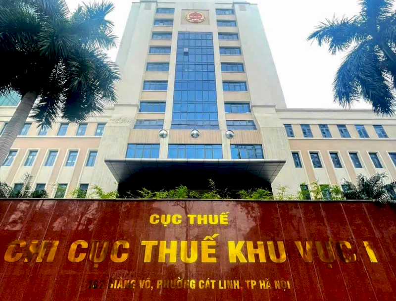Liên hệ Chi cục Thuế quản lý trực tiếp để yêu cầu cấp hóa đơn điện tử