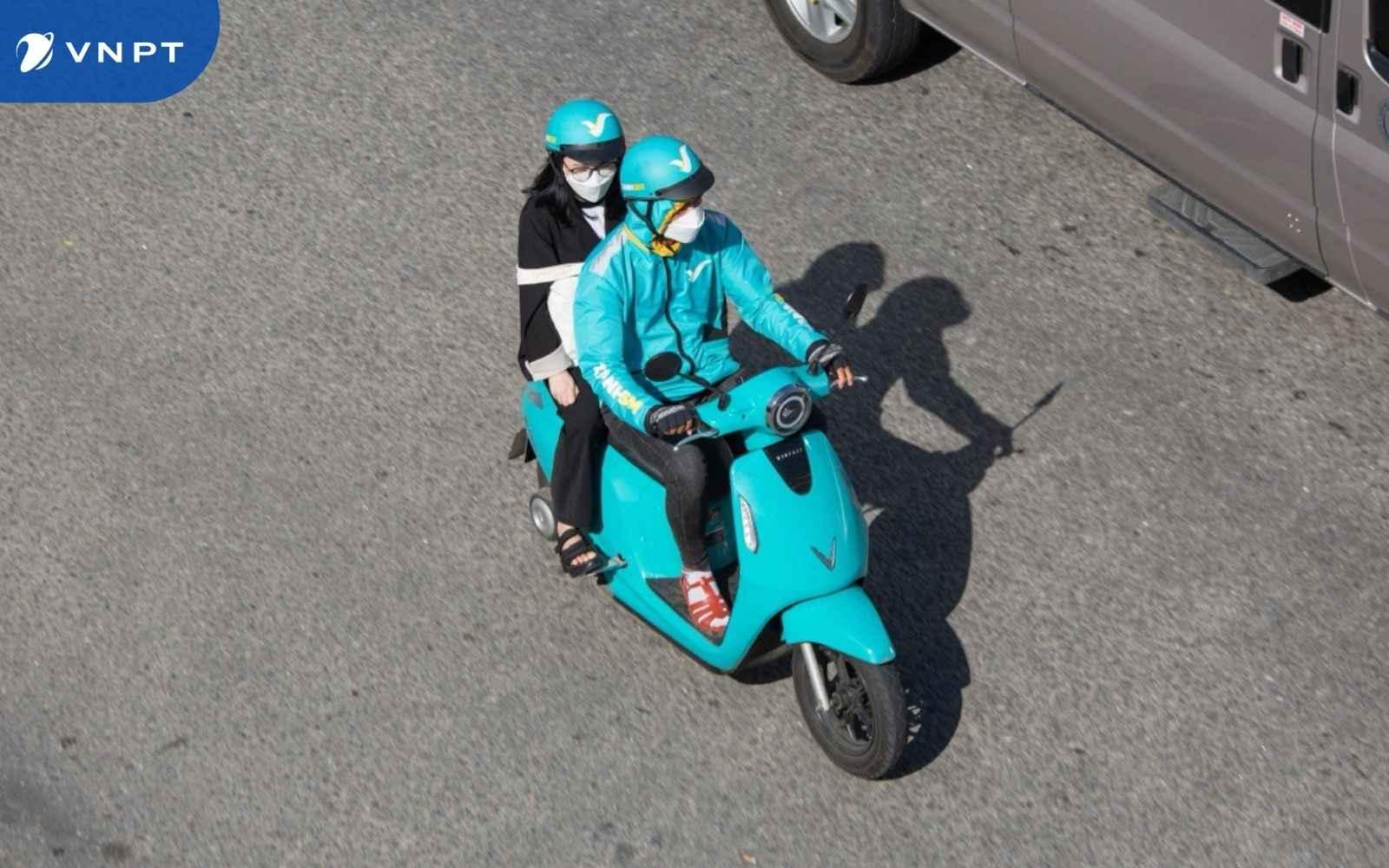 A person and person on a scooter

AI-generated content may be incorrect.