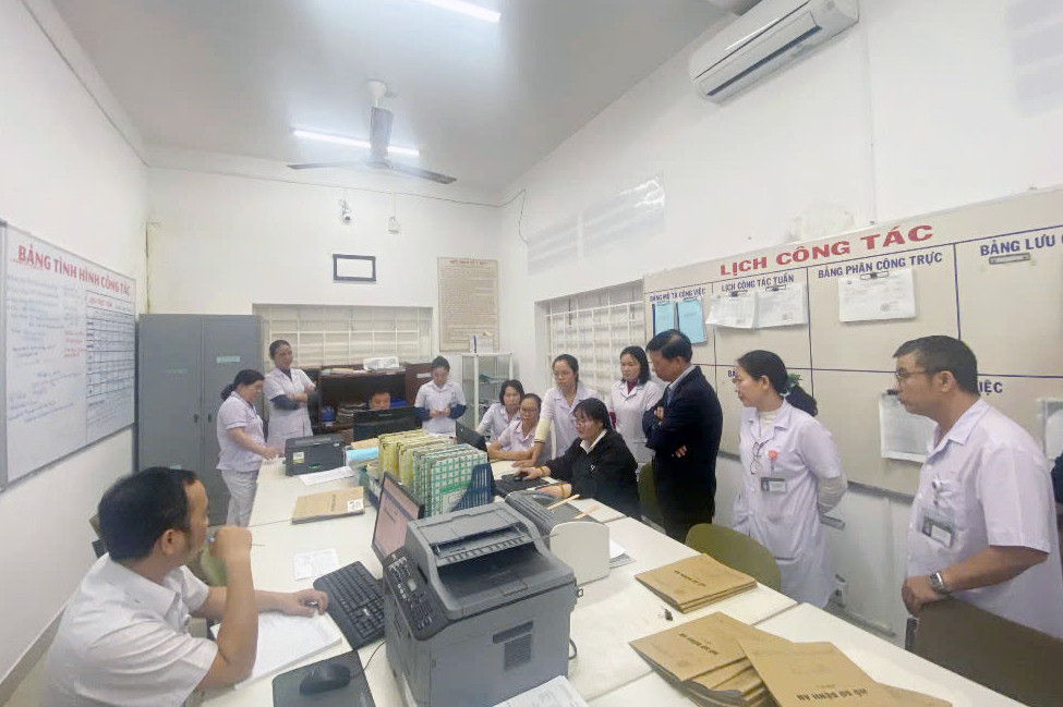 VNPT promotes the implementation of electronic medical     records in Khanh Hoa