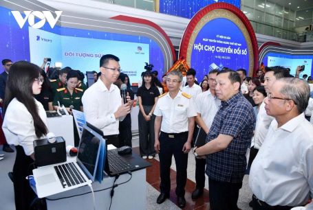 VNPT giới thiệu giải pháp VNPT HKD tại Hội chợ chuyển đổi số ngành Thuế
