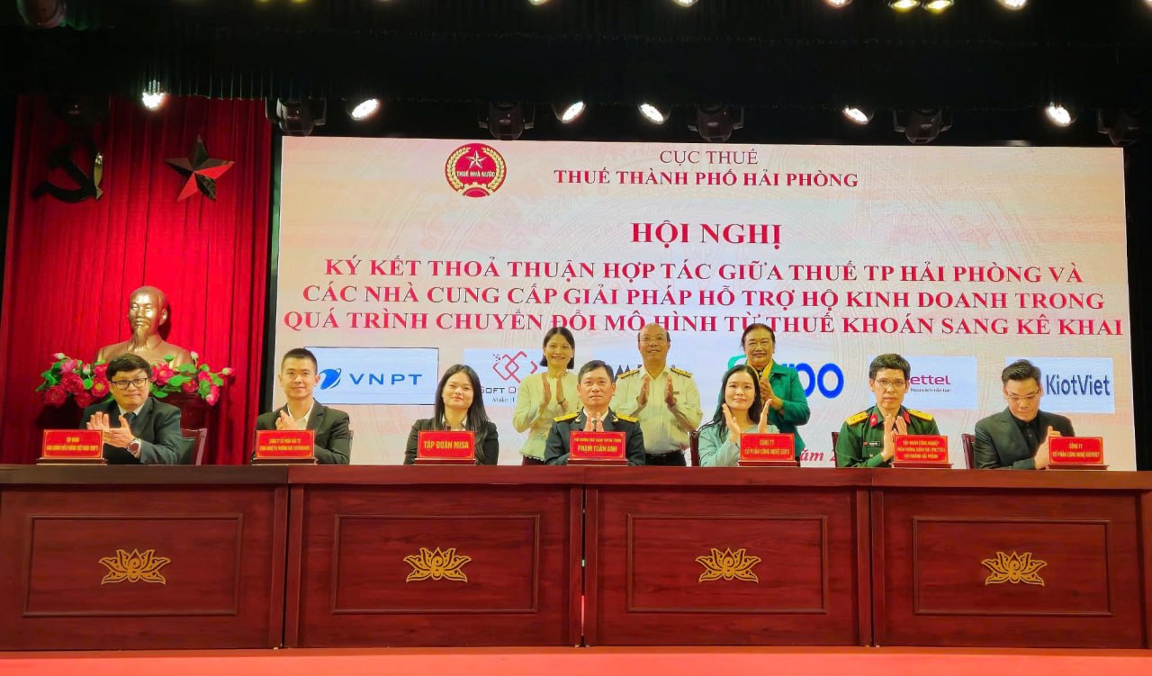VNPT Hải Phòng đồng hành cùng Cục Thuế TP Hải Phòng trong chiến dịch hỗ trợ hộ kinh doanh chuyển đổi số